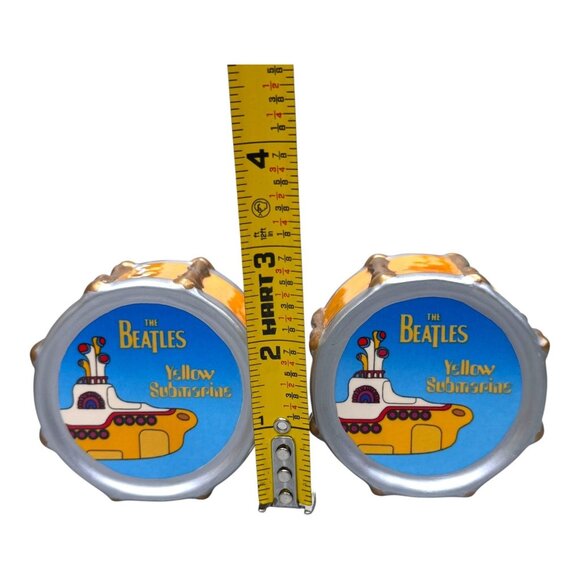 The Beatles Yellow Submarine Drum Salt & Pepper Shakers With Box Vintage NEW - Picture 6 of 6